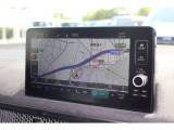 Honda CONNECT対応の純正ナビゲーションを装備しております。ナビとしての機能だけでなくHonda CONNECTの性能を存分に発揮できます。