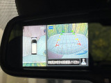 【アラウンドビューモニター】専用のカメラにより、上から見下ろしたような視点で360度クルマの周囲を確認することができます☆死角部分も確認しやすく、狭い場所での切り返しや駐車もスムーズに行えます。