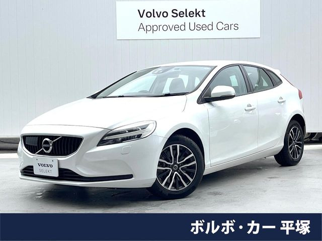 ボルボ V40 