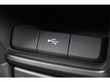 ナビと外部機器を接続するためのUSB差込口を備えています!