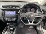 SUVらしい運転席は、気分も上がってドライブに出かけたくなりますね!