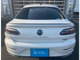 弊社管理顧客様からの下取車です。ARTEON TSI 4MOTION ADVANCE。ボディーカラーは、オリックスホワイトマザーオブブパールエフェクトです。サンルーフ、レザーシート、HARMAN KADONサウンドシステム装備。