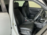 当車両は、次のお客様に気持ちよくお乗りいただくため、専門スタッフによる【徹底シートクリーニング】を施工済みです!