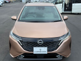 ノートオーラ 1.2 G FOUR レザーエディション 4WD 