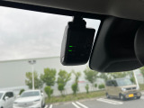 万が一の状況を映像と音声で記録する純正ドライブレコーダー搭載!!