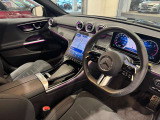 メルセデス・ベンツの定める厳しい基準をクリアしたお車のみをご案内させて頂きます。納車前整備はメーカー規定に基づき100項目以上にも及ぶ点検を熟練のメカニックによって行いご納車させて頂きます。