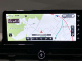 12.3インチワイドディスプレイを採用。情報を同時に表示できる3分割画面も可能。NissanConnect サービスの多様なコンテンツで、セレナと過ごす毎日に驚きと発見を提供します!