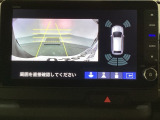 バックでの車庫入れも安心です!リアカメラが付いているバックモニター付のナビを装備しております。バンパーについているソナーや、操作線もついており距離感も画面から確認できます。