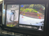 【アラウンドビューモニター】専用のカメラにより、上から見下ろしたような視点で360度クルマの周囲を確認することができます☆死角部分も確認しやすく、狭い場所での切り返しや駐車もスムーズに行えます。