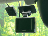【ドライブレコーダー】ドライブレコーダー装備!走行中はもちろん、あおり運転や事故に遭遇した際、映像で記録し、万一のリスクに備えます。※記録用SDカードはお客様ご自身でご準備いただく必要があります。