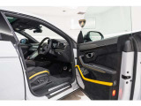 Bicolor Sportivo Leather with Performante trim