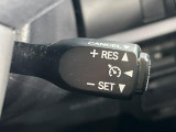 【クルーズコントロール】高速道路もラクラク走行。アクセルを離しても一定速度で走行ができ、長距離運転時の負担を軽減!加速・減速も簡単なスイッチ操作で調整できます。