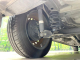 お車を安心してお乗りいただく為には、足回りの定期点検が欠かせません。サービスサポート(有償保証)では無料点検もご提供しており、安心のカーライフをお過ごしいただけるサポート体制が整っています。