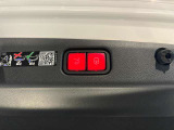ゆったりとしたトランクルームでございます。たくさんのお荷物の車載が可能でございます。