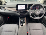 ノートオーラの運転席周りの画像です。