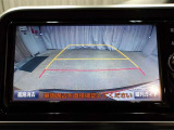 バックモニター付きなので車庫入れもラクラクです♪