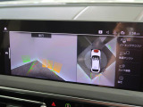 【アラウンドビューモニター】バックカメラに加え、360度のカメラで駐車も楽々。駐車が苦手な方でも安心してお乗りいただけます。