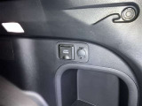非常時やキャンプなどに役立つAC100Vコンセント付きです。これなら車中泊も出来てしまいますね!