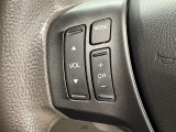 ステリングにはオーディオコントロールスイッチ装備。運転中でもハンドルから手を放さずにボリューム調整等が行えます!