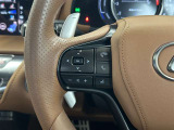 運転中、オーディオの操作をしてて、ハッとしたことはありませんか?ステアリングスイッチは、運転中でもハンドルでオーディオの操作が可能です。安全なドライブをサポートします。