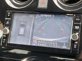 アラウンドビューモニター装備!空から見ているような映像によって不慣れな場所での車庫入れや縦列駐車はもちろん、狭い道でのすれ違いも安心♪