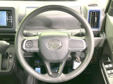 【ステアリングスイッチ】運転中、前方から目線をそらすことなく、オーディオ等の操作が可能な便利機能!安心&快適なドライブを演出してくれます♪