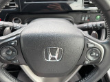運転席の手元でシフトアップシフトダウンの操作が可能なパドルシフトを装備しています♪