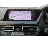◆iDriveを装備。操作系統をディスプレイから独立させることで、人間工学に基づいた最適な運転環境を実現しております。◆