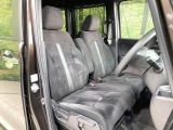 運転席シート廻りは使用感も少なく、良好な状態となっています。丁寧に使われていたことがよくわかりますね。
