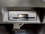 今では必需品のETCもパネルデザインにフィットするビルトインタイプなので、見た目もスッキリとしています