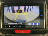 バックカメラ付きで後方の確認も安心です!スムーズな駐車・車庫入れをサポートいたします!