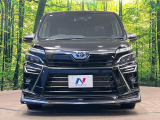 弊社では、全車『修復歴なし』のお車のみ取り扱っております。専任バイヤーによる厳選した仕入れの後、入庫後の車両チェックを行い、ネクステージが認定した高品質な中古車をご提供しております。
