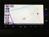 ナビゲーションはフルセグTV、インターナビ対応のGathers純正メモリーナビを搭載しています。Bluetoothオーディオ機能がありますので、スマートフォンなどの音楽も再生できます。