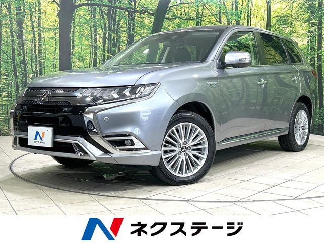 アウトランダーPHEV 2.4 G 4WD