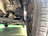 お車を安心してお乗りいただく為には、足回りの定期点検が欠かせません。サービスサポート(有償保証)では無料点検もご提供しており、安心のカーライフをお過ごしいただけるサポート体制が整っています。