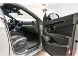 【SKY GROUP】BMW、MINI、VOLVO、JAGUAR、LANDROVER、PORCHE、MASERATI、LAMBORGHINI、ASTON MARTINの9ブランドの輸入車を取り扱う正規ディーラーです。新潟県/神奈川県/東京都で販売を展開しております。