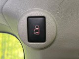 【パワースライドドア】スマートキーや運転席のスイッチでスライドドアの開閉が可能♪電動だから力を入れてドアを開ける必要が無く、小さいお子様でも、重い荷物を持っている時もラクに開け閉めできます♪