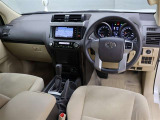 見通しのよいすっきりとした視界で、誰でも運転しやすいです。運転のしやすさは疲れにくさにも繋がりますよ♪