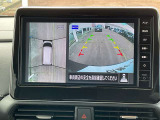 アラウンドビューモニター搭載!大型ナビに映る真上から見下ろしているかのような映像を見ながらスムースに駐車できます。さらに人や自転車など周囲に動くものがあると表示とブザーでお知らせしますので安心です。