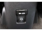 便利な家庭用電源(100Vコンセント)も装備しています。