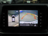 アラウンドビューモニター!空から見下ろしているかのような映像を映し出します。駐車時には安心ですよね♪