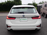 第二展示場にも多数のBMWをラインナップ!ご来店の際はBMW本店(厚木市下荻野140-1)に一度ご来店ください!☆関東運輸局認証工場 自動車分解整備事業2-6030☆プッシュプル式板金塗装ブース完備☆