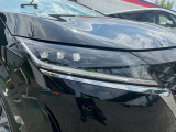 LEDヘッドランプ仕様。シャープな白光色のLEDランプを採用しました。夜の視界を明るくしてくれます。