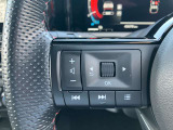 オーデイオやナビのコントロールができるスイッチ、運転中は手を放さず手元で操作可能なんです!