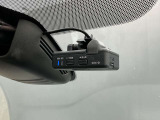 いざという時に役立つドライブレコーダー装備。