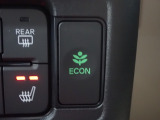 エンジン、エアコンなどを制御し低燃費な『ECONモード』に、また走りを楽しみたいとき、空調など快適性を重視したいときにはスイッチOFFで通常モードに切り替えができます!
