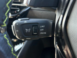 アクティブクルーズコントロール(ストップ&ゴー機能付) 前走車がいる場合はレーダーと車載カメラがその速度と距離を検知し自動制御によって適切な車間距離を保ちます。