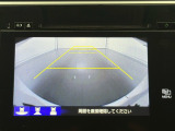 リアカメラ付で、後方をナビ画面で確認。車庫入れも安心です。もちろん、バックギアと連動しています。