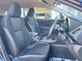 ドライバーによって運転しやすいポジションは異なり、あの車はどうなのか不安なこともありますよね。気になるお車は店頭で乗り込んでご確認いただけます♪
