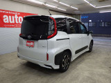 車内もキレイで嫌なニオイもありません。